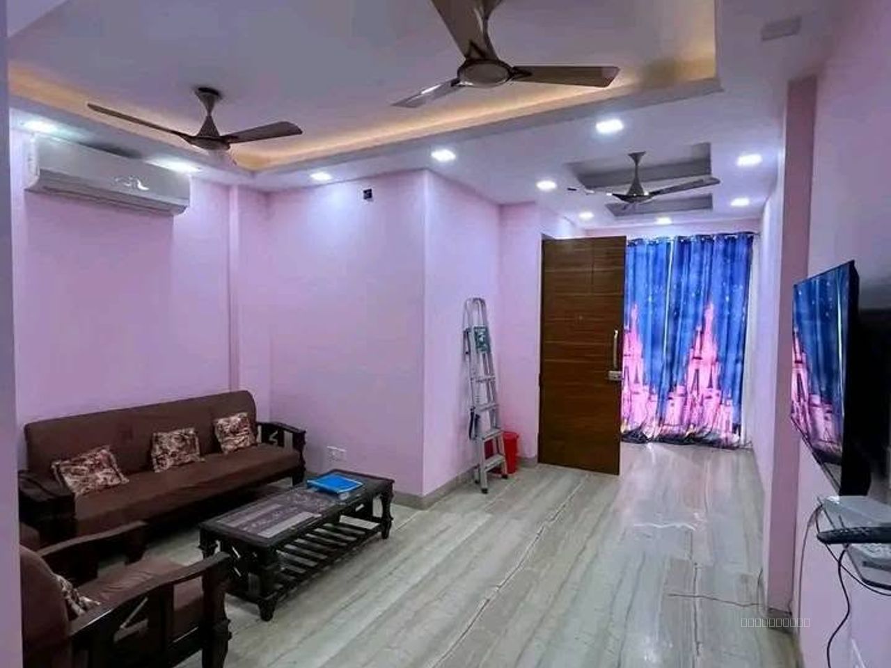 2 BHK Fully Furnished Flat for Rent – Lajpat Nagar 1 — 2 BHK for rent in Lajpat Nagar 1, Delhi — photo 5 of 5