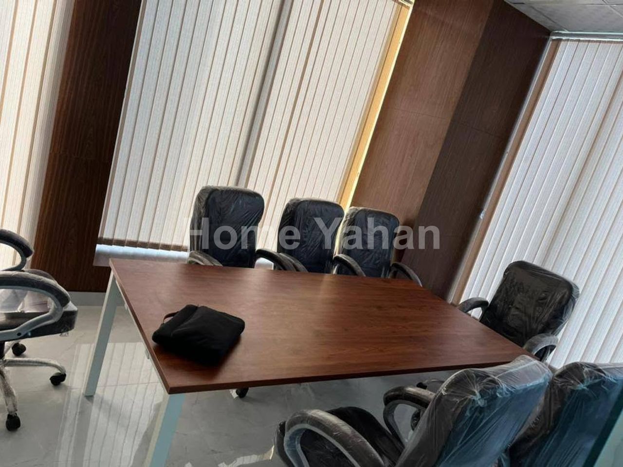 OFFICE SPACE FOR SALE | UTC, URBTECH TRADE CENTER, SECTOR 132, NOIDA for sale in UTC, URBTECH TRADE CENTER, SECTOR 132, NOIDA, Noida — photo 1 of 4