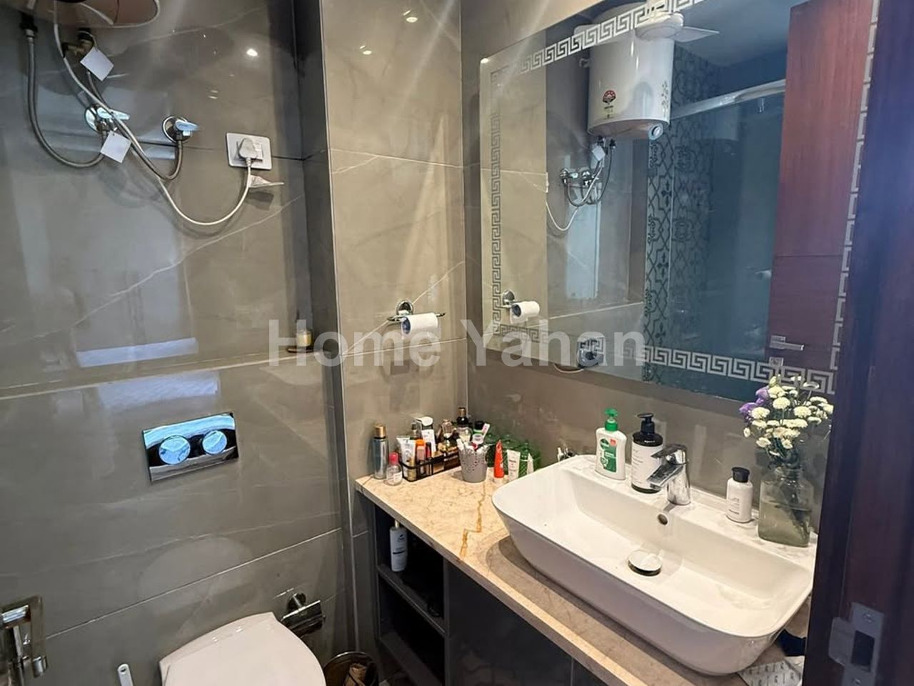 Semi-Furnished 3BHK Flat for Rent in Greater Kailash 2 (GK-II) — 3 BHK for rent in Greater Kailash 2 (GK-II),South Delhi, Delhi — photo 4 of 5