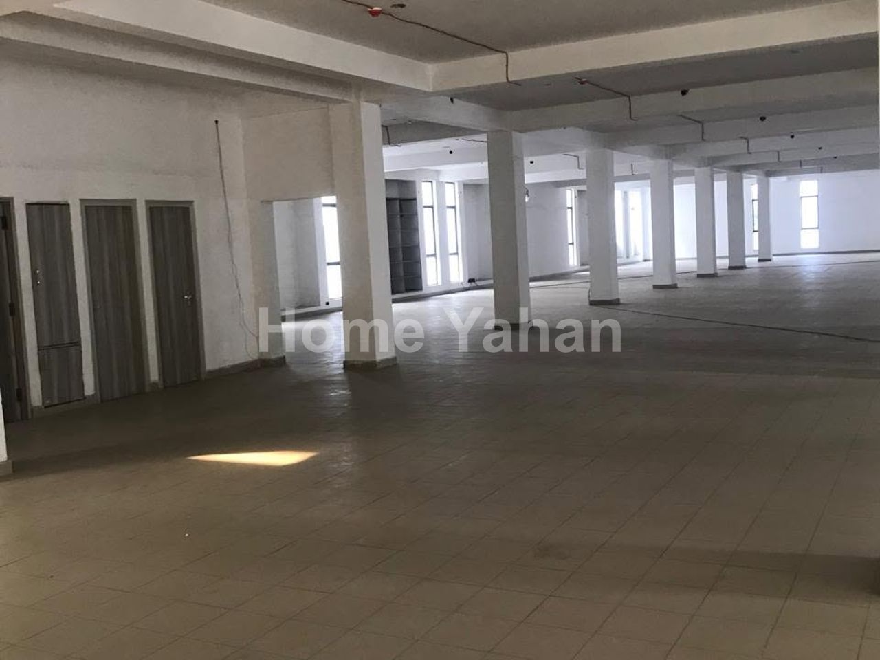 Commercial Building for Rent Near Sector 62, Noida | 50,000 Sq. Ft. for rent in Noida, Noida Extension — photo 2 of 4