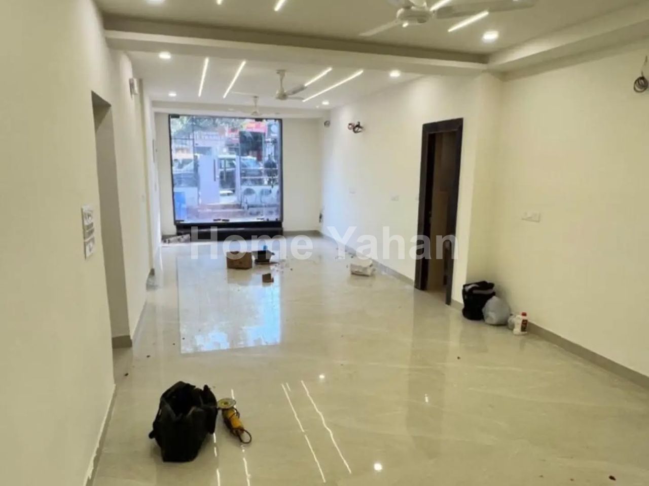 Commercial Space for Rent in Saket, South Delhi | 1,100 Sq. Ft. Ground Floor for sale in Saket, Gurugram — photo 3 of 4