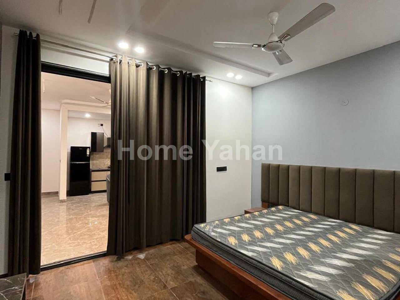 FLAT FOR RENT – NOIDA EXPRESSWAY in NOIDA EXPRESSWAY, Noida Extension